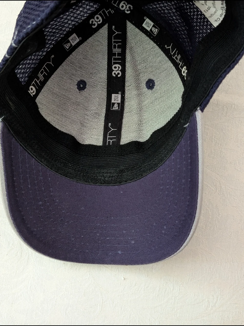 New Era 39THIRTY San Diego Padres Mesh Cap Navy/Gray Stretch Fit Boys